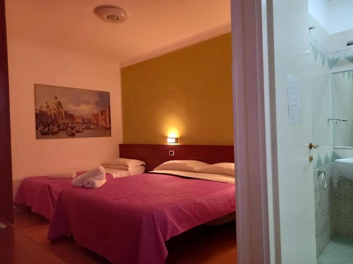 ** Casa de hóspedes La Casa Dell'Arte Hotel Roma Itália