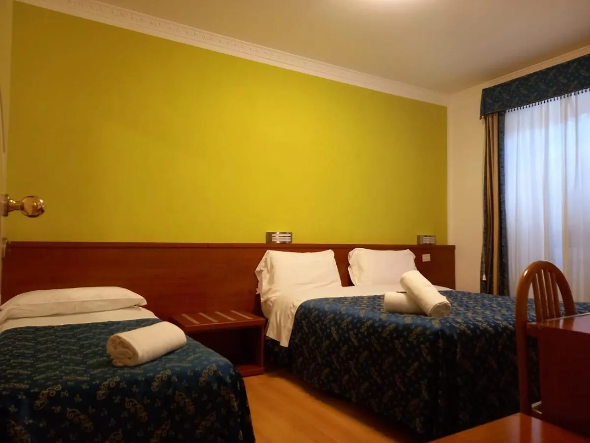 La Casa Dell'Arte Hotel Roma 2*,
